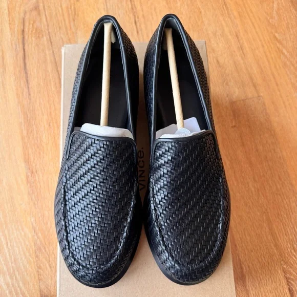 Vince Naomi Woven Leather Loafers Black Size 7 NWT Flats  display picture 3
